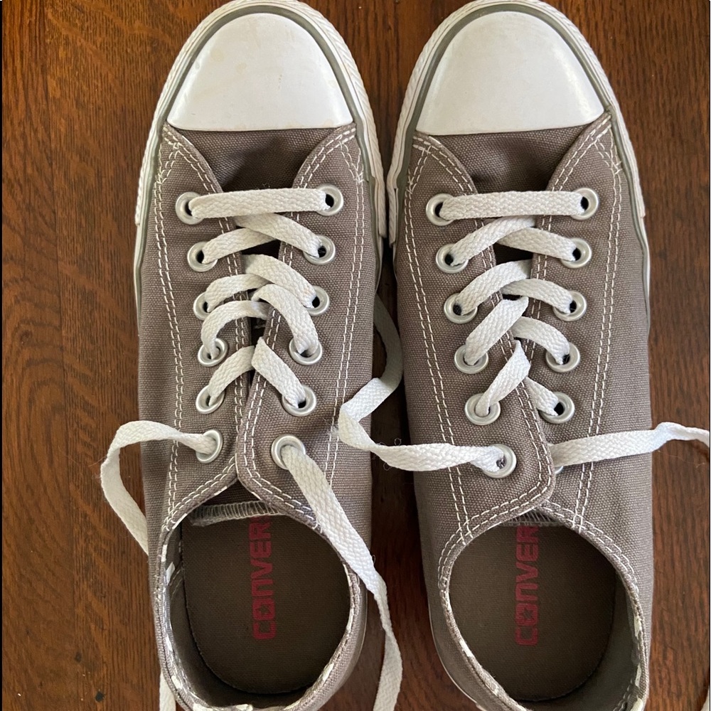 Grey Converse Sneakers Size 7